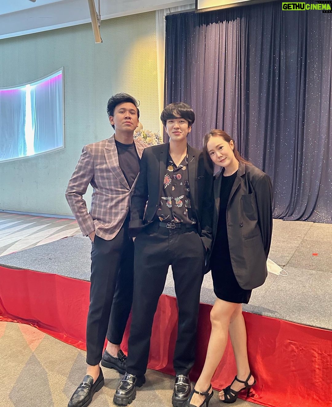 Kyutae Sim Instagram - ประชุมวันนี้ #แฟนมีต Baiyoke Sky Hotel Bangkok