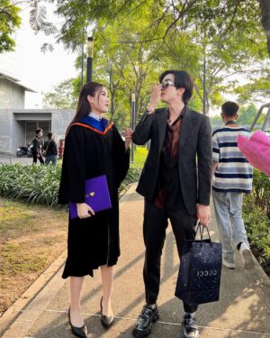 Kyutae Sim Instagram - ยินดีด้วยครับน้อง