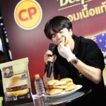 Kyutae Sim Instagram – อร่อยอิ่มหอมเนื้อแท้ฉ่ำ กับ CPBeefCheeseBurger ไปลองชิมกันนะทุกคนนนน 
#KyutaexCPBeefCheeseBurger