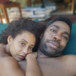 Lázaro Ramos Instagram - Momentos de chamego, momentos de alegria... cada um deles expressa um pouco quem é você: firme, alegre, divertida, dedicada, trabalhadora, apaixonada, carinhosa, focada, desfocada, atrapalhada, organizada e, acima de tudo, uma grande companheira. Hoje você faz aniversário e eu, nossos filhos, nossa família, te celebramos. Que a vida sorria sempre pra você, amor, porque você tem oferecido muitos sorridos pra nossas vidas. Feliz aniversário, @taisdeverdade! 🥳🥳🥳❤️