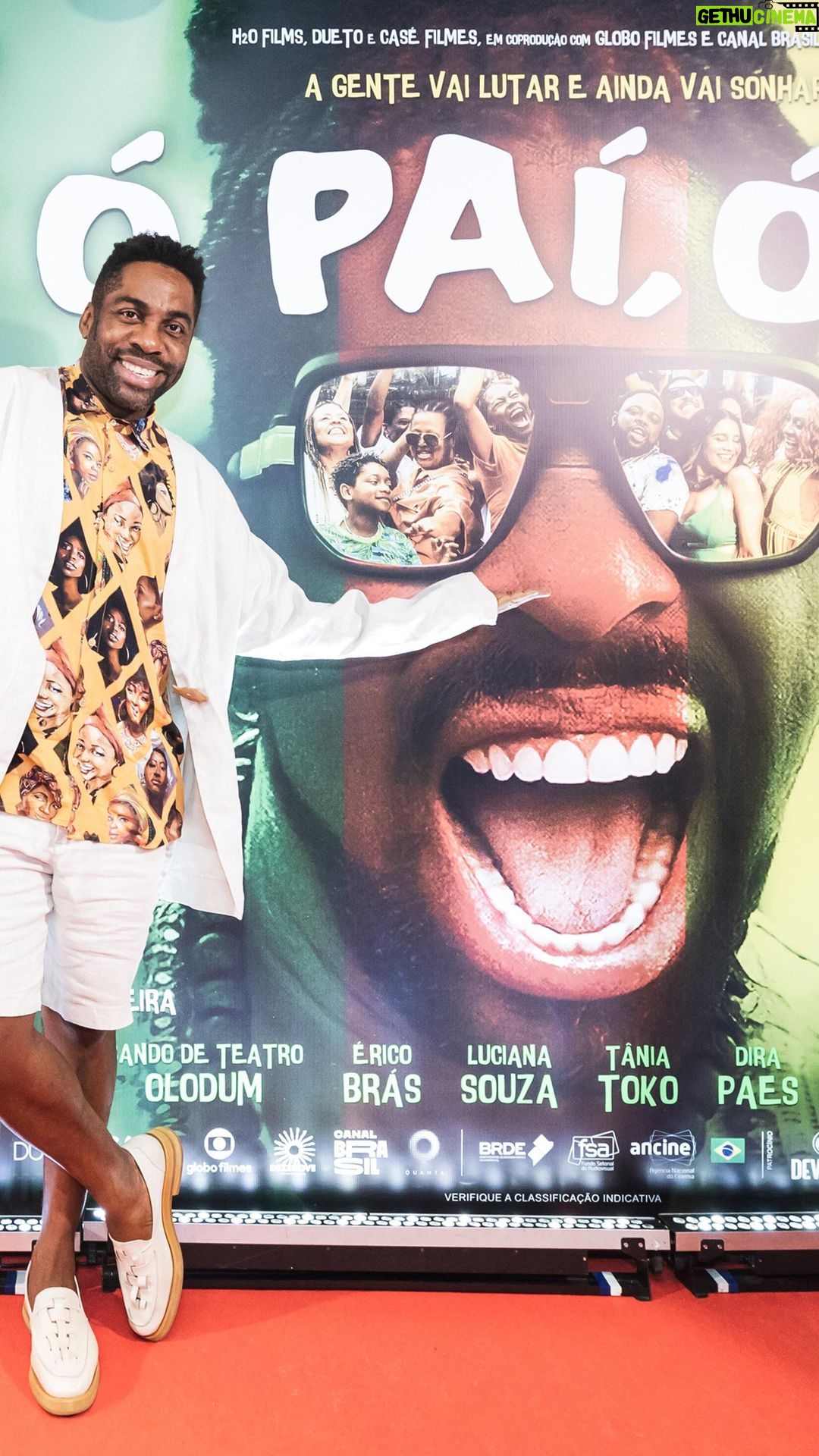 Lázaro Ramos Instagram - Como foi a primeira pré estreia de Ó paí ó 2? Foi em São Paulo e foi assim. O filme do @bandodeteatroolodum dirigido pela @aquatuny foi abraçado e prestigiado. ❤️ Obrigado São Paulo. 📹: @alegremidia
