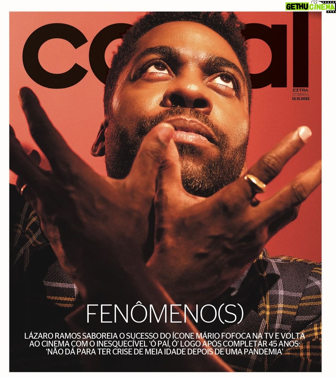 Lázaro Ramos Instagram - Preparados? 👀🔥 Lazinho está na capa da revista @canalextra_ , que saiu hoje. A matéria está muito legal!! Amei o visual, a produção e o papo. Aqui compartilho um pouco dos bastidores desse ensaio que foi feito com muita gente bacana. 📸✨ Reportagem: @naieusou Edição e coordenação: @camotinha Fotos: @viniciusmochizuki Assistência de Fotografia: Rodrigo Rodrigues e @josiasvieirareal Beleza: @walterlobato_ Produção de moda: @___thais___delgado___ Assistência de produção de moda: @samtierrez Design: @toniazevedodesign Assessoria: @trigocomunica