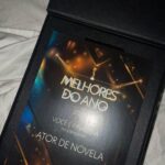 Lázaro Ramos Instagram - Olha indicação ai, gente!!! Obrigado #MelhoresDoAno e obrigado #ElasPorElas. ✨📺 Obrigado @ale_marson , @therezafalcao e equipe de autores pelo seu texto. Obrigado @amoramautner e equipe de direção e equipe técnica, que tem proporcionado dias agradáveis. E obrigado queridas amigas e amigos do elenco. Tudo construído junto em cada encontro. Pois é... isso é agradecimento por indicação. Rsrsrs E a vocês que estão acompanhando nossa saga, Mário Fofoca é feito com amor, humor e coração para vocês. 💜 Rio de Janeiro, Rio de Janeiro