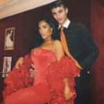 Léana Zaoui Instagram – Desserrez moi ce corset ⛑️