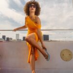 Léna Mahfouf Instagram - le mood à Rio: vivre d’amour, d’eau fraiche et de tongs @havaianaseurope 🩴 🇧🇷❤️🤸‍♀️ #havaianaswanderlust collaboration commerciale photographie retouchée Rio De Janeiro, Brazil