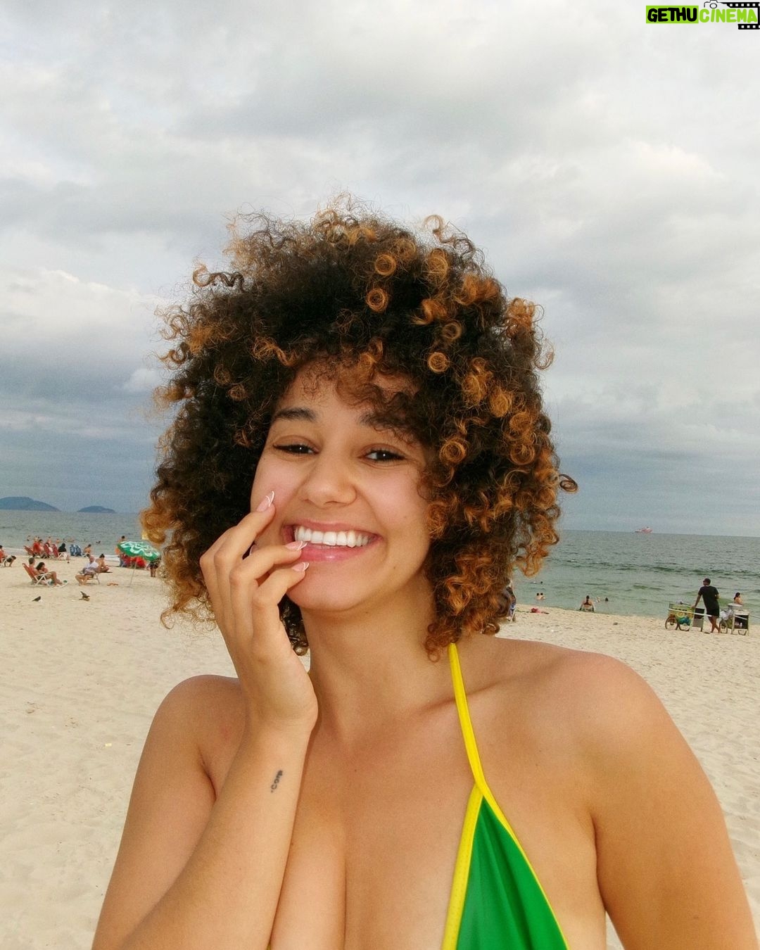 Léna Mahfouf Instagram - happy Mahfouf in Rio 🇧🇷🤸♀️🩴☺️ Rio De Janeiro, Brazil