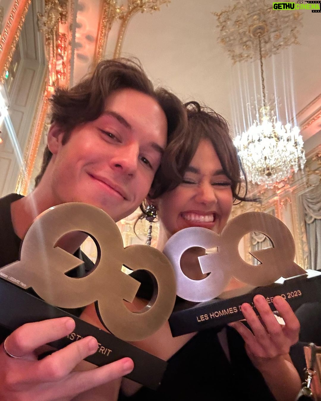 Léna Mahfouf Instagram - look mom I am a rich ( @gqfrance ) man 🏆 merci @pam_boy de célébrer l’internet, merci @giambattistavalli pour tes mots, merci @faridparis7 et @biancabrandolini pour les ragots à table, merci à @seblafrite d’être mon homme de l’année tous les ans depuis 4 ans. ✨ Paris, France