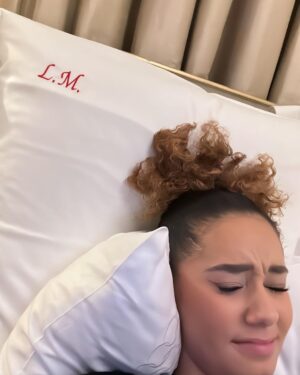 Léna Mahfouf Instagram - some stuff sympas 🎀💖💅🛋️🥹