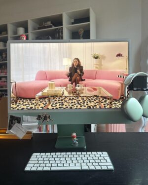 Léna Mahfouf Instagram - some stuff sympas 🎀💖💅🛋️🥹