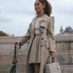 Léna Mahfouf Instagram - Le saviez vous ? Si vous êtes nés après 1995, vous êtes plus jeune que l’iconique sac Lady Dior ! Pour la visite de Lady Diana à Paris, la première dame de France ( Bernadette ! ) , offre un sac à main qui va, sans le savoir, traverser les époques. La dernière création de la Maison Dior est alors adoptée par la Princesse Diana qui le commande dans TOUTES ses déclinaisons. C'est un an plus tard, en hommage à la Princesse, qu'il est baptisé, avec son accord, « Lady Dior ». Encore un peu d'histoire les enfants: Le fameux motif cannage est inspiré des chaises Napoléon III où Christian Dior installait les invités de ses défilés haute couture en 1947. Autrement dit: She’s an Icon, she’s a legend and she is the moment. collaboration commerciale photographies retouchées Paris, France