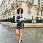 Léna Mahfouf Instagram – la Mère de Paris est de retour dans ses quartiers. J’ai déjà mes looks printaniers @claudiepierlot et mes petits paniers, la moindre des choses aurait été de m’accueillir avec le soleil. 🥐🎀 

collaboration commerciale 
photographie retouchée Paris, France