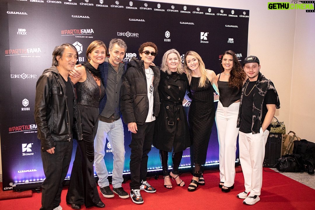 Léo Belmonte Instagram - #partiufama - cancelado no amor está leve, gostoso de assistir e disponível na @hbomaxbr Agradecimentos especiais a essa equipe linda que fez tudo acontecer, e a você, que assistiu ou vai assistir nosso filme que foi feito com tanto amor. Armação Dos Búzios, Rio De Janeiro, Brazil