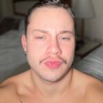 Léo Belmonte Instagram - o bigodinhuu du homi, toma 😤 faz tempo que eu não posto foto aqui, né? vc prefere foto ou reels?