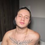 Léo Belmonte Instagram – 2022 chegandoooo 🥳 o que vcs vão fazer na virada do ano??
