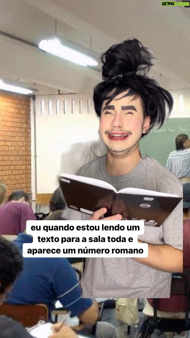 Léo Belmonte Instagram - "e então no século xis, ve, i, i " já passou por isso?? 😳