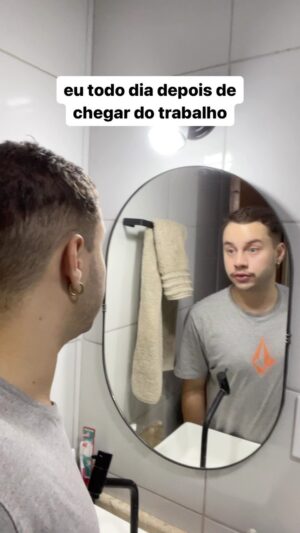 Léo Belmonte Instagram - só queria ganhar na loteria e acordar milionário 🥺🥺🥺🤏🏻🤏🏻