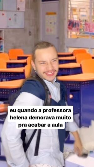 Léo Belmonte Instagram - vai logo prof, meu motorista jeffrey já está a caminho para me buscar 🙄🙄🙄🙄