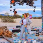 Lívia Andrade Instagram - "Para todo pé cansado há sempre um sapato velho" Ahhh pronto, achei a fonte kkkkk 🤭🏜👣👡👠🥿👟🩰👞 #jeshuatree #desert Joshua Tree, California