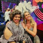 Lívia Andrade Instagram - Aplausos pra ELA @alcioneamarrom 👏👏👏👏