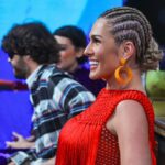 Lívia Andrade Instagram - Registros de felicidade no Domingão ❤️🧡💛 📷 @cjtoskano @xande.levy Stylist @arnojr Acessórios @loolstore Make @cayquecalado Hair @crisafrobraids Look @ammibrazil 👡 @renecaovilla Projac - Central Globo de Producao - Rio de Janeiro