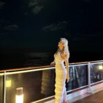 Lívia Andrade Instagram - Banho de Lua 🌓