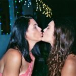 Lívia Inhudes Instagram - Juntas sempre! sem você eu não seria metade. te amo infinitamente. cada dia mais. Feliz dia das mães ❤️