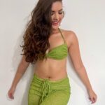 Lívia Inhudes Instagram - verde faz parte da minha paleta🎨