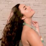 Lívia Inhudes Instagram - Simmm, meu truque de mágica são os produtos @chikascosmeticos 🧖🏻‍♀️ segredo nosso viu!🤫 #BelezaSemDrama #ChikasCosmeticos #publi