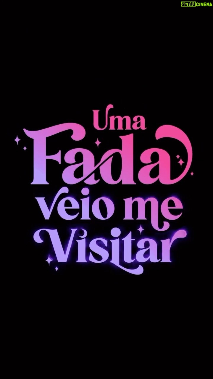 Lívia Inhudes Instagram - Mãe eu fiz um filme com a XUXAAAAAA, gente zerei a vida! A rainha está de volta aos cinemas! 🧚 Xuxa e um elenco incrível te convidam para viver uma aventura cheia de magia, nostalgia e diversão. Baseado no best-seller de Thalita Rebouças, #UmaFadaVeioMeVisitar estreia dia 12 de outubro, somente nos cinemas! 🍿