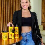 Lívia Inhudes Instagram – O segredo pra um cabelo natural e saudável eu conto pra vocês… linha Deleta Danos, Chika 😍💞 #ChikasCosmsticos #publi