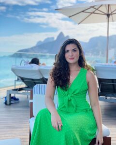 Lívia Inhudes Instagram - Tarde especial pra celebrar a vida e os bons momentos 💚 Fasano Hotel
