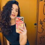 Lívia Inhudes Instagram - mais do que lindo CABELO PERFEITO 🦁 você e suas mãos mágicas @rodrigovizu 💛 São Paulo, Brazil