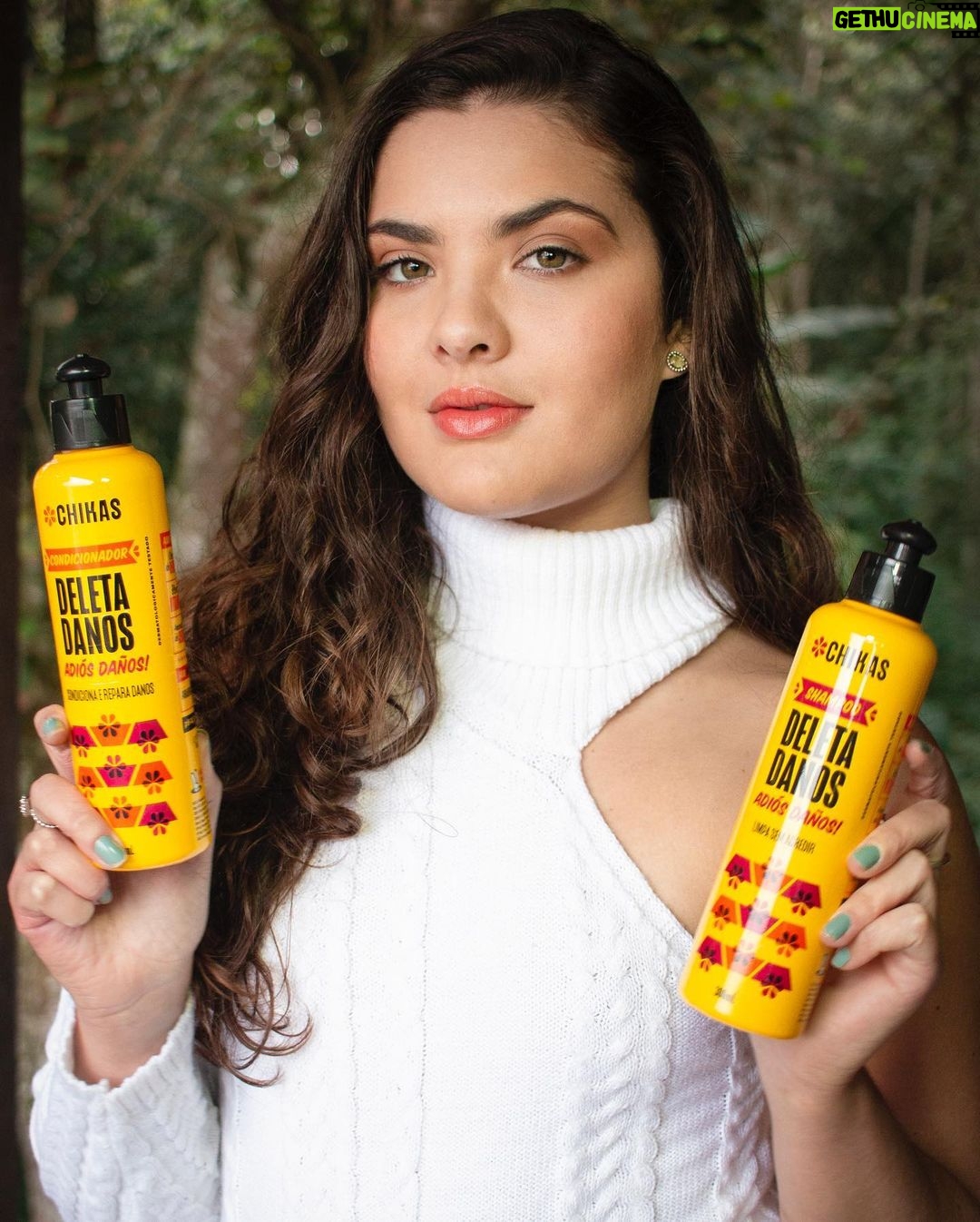 Lívia Inhudes Instagram - Aproveitem que a linha Deleta Danos está com uma promoção imperdível e já garantam essa linha que faz parte do meu dia a dia 🧖🏻♀️ 💛 #BelezaSemDrama #publi