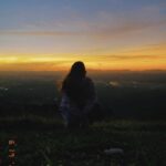 Lívia Inhudes Instagram – só apaixonados pelo pôr do sol nesse site 🌅 Pico Do Urubu