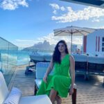 Lívia Inhudes Instagram – Tarde especial pra celebrar a vida e os bons momentos 💚 Fasano Hotel