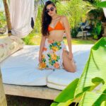 Lívia Inhudes Instagram - cenas de amor e afeto carnavalesco 🎊🍦🎂☀️👨‍👩‍👧‍👦❤️‍🔥