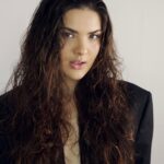 Lívia Inhudes Instagram - Aos sábados a l l b l a c k 💣