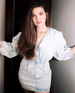 Lívia Inhudes Instagram - Bate palma, que eu mereço❤️‍🔥