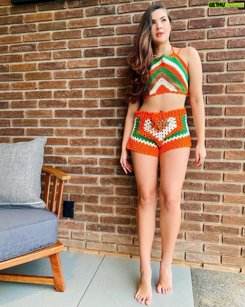 Lívia Inhudes Instagram - Reage, bota um biquíni 👙🌦 Curtindo o fim de semana no @clararesorts 🤩 Clara Resort Ibiúna
