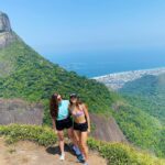 Lívia Inhudes Instagram – Minha primeira trilha no Rio 🌳🪵🌞
Sentir a natureza de perto é revigorante! Pedra Bonita