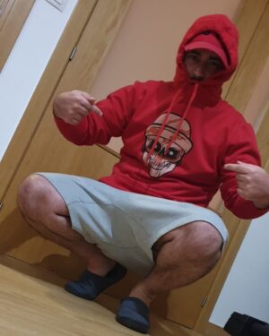 LOLiTO FDEZ Instagram - Ultimo día para poder hacer tu pedido de mi merch oficial, en 24 horas se cerrara la tienda hasta la próxima tirada exclusiva, haz tu pedido aqui: https://lolitostore.com/