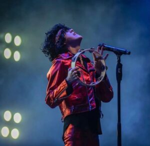 LP Instagram - Wow Mexico!! I still can’t believe it!! What an amazing time ! Thank you for being there for me as always ! I’m so sorry I kept you waiting an extra 2 hours 😬 . I hope it was worth it lol. (And @disclosure I hope you are feeling better!!). All these shots to shout out my great friend @alexiaulibarri for making this fucking incredible suit for me ! ❤️🙌🏼🙏🏻 .Thank you again!! I can’t wait to see you all in May!! ❤️🇲🇽❤️