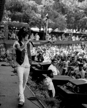 LP Instagram - Thank you to the talented @ashleyosborn for taking these amazing pics at @lollapalooza and for shooting my @spinmag cover!! 

Surreal to be back on stage - can’t wait for more! Tickets for all upcoming shows at iamlp.com/tour