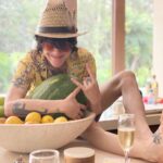 LP Instagram - love is love 🤠🥂🤘🍉😂