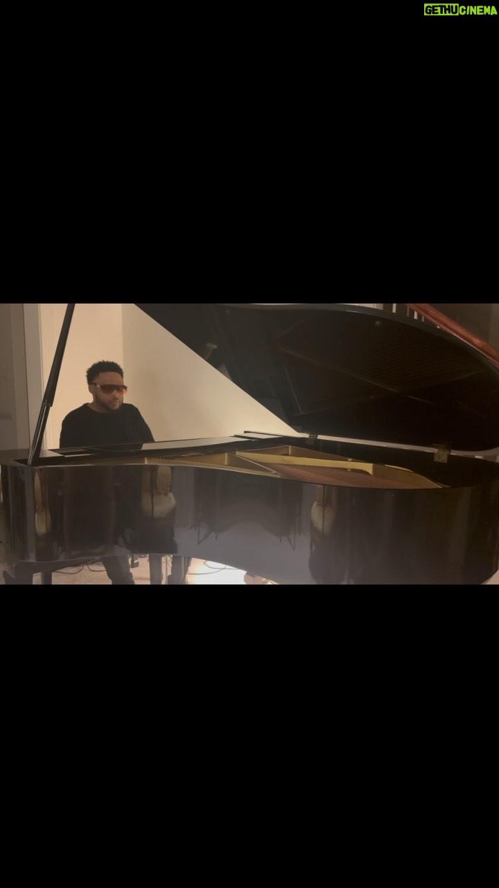 La Love The Boss - 3 Likes - Wentttt Crazyyy On The Keys Tho For #InsideOut 🔥🔥🔥🎹 @88fingazofficial