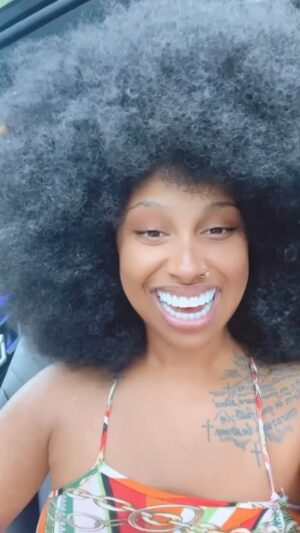 La Love The Boss Instagram - OMGGG!!! 😱😱😱 My New Single #InsideOut Has Been Added On 31 Different Spotify Playlist And 3 On Apple Music In Just 2 Days‼️‼️‼️ I’m So Grateful 🙏🏽 Thank You Guys For All Your Support 🎶 Keep Streaming & Sharing 💜📈🥂🥂🥂 We Just Gettin Started..