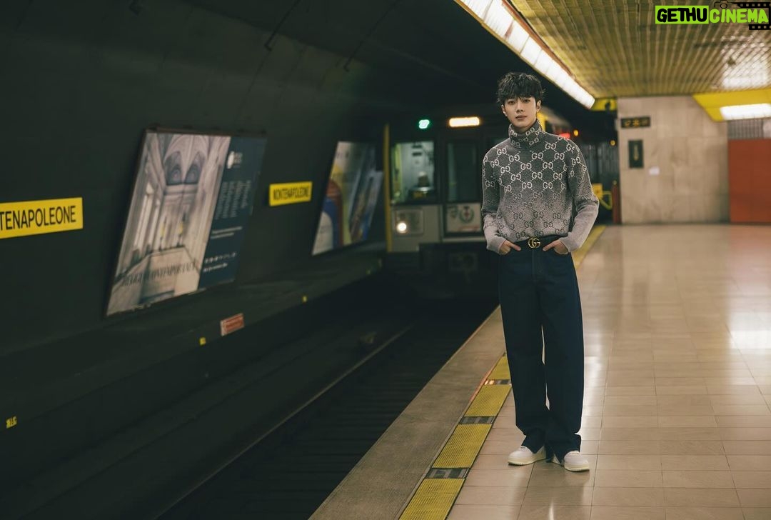 Lai Guan-lin Instagram - Ciao🇮🇹 @gucci @sabatods