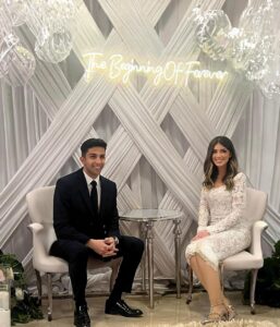 Laila Ahmed Zaher Instagram - الحمد لله ٢٠٢٤ بتبدأ بخبر سعيد علينا 😊 من ايام قليله كانت قراية الفاتحه وان شاء الله الخطوبه قريبا ❤️ نتمنى من كل الناس تدعيلنا بالتوفيق والسعاده والخير 🤲🏻