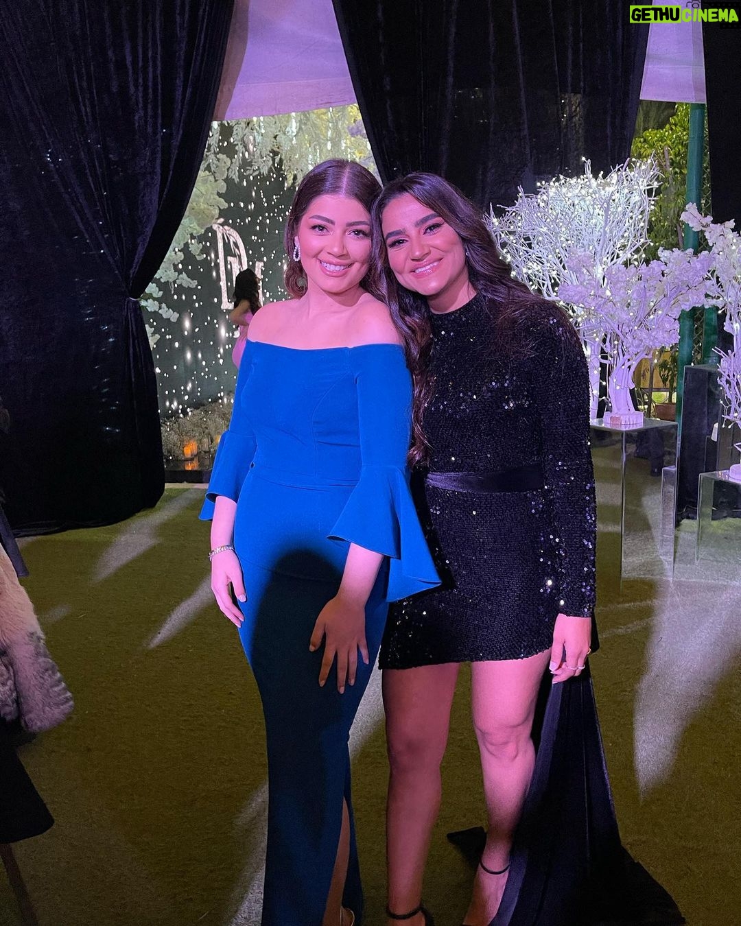 Laila Ahmed Zaher Instagram - HBD to my #1 💖✨👩🏻🤝👩🏽, my golden girl & my person 🤍🌟 You've always been so special to me since the day you were born & I'm so happy we got to grow up together & bonded 🙌🏽( yes I'm old but still a kid at heart 🙇🏽♀️😋) There's no one like you, no one who has that same energy, big kind heart, and great sense of humor like you ... stay you, stay shining ✨