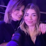 Laila Ahmed Zaher Instagram - Kol sana wenty mummy soghanana w amar w supportive w sadekty el sadoka w kol haga helwa fel donia di kolaha hya enty wallahi mamtyyy ❤️❤️❤️❤️❤️❤️ Happiest birthday to our source of happiness and our everything i love you QUEEN🤍👸🏼🤍